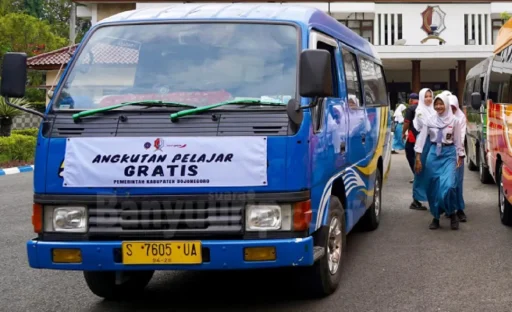 Angkutan Pelajar Gratis Bojonegoro