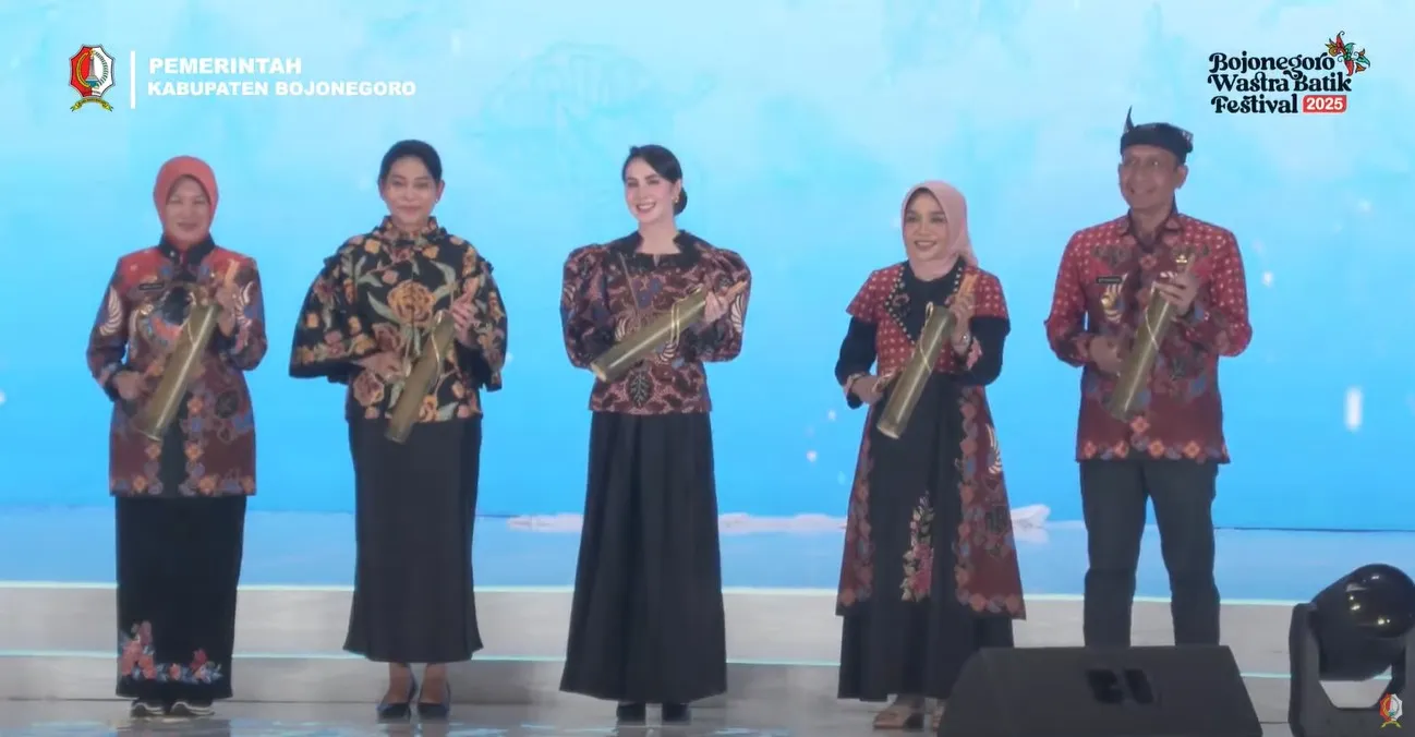 Bojonegoro Wastra Batik Festival